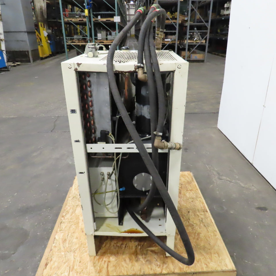 BKW WRK10-CH Oil Chiller Unit 460V Only 3PH 4.38kW 8.22 m3/min