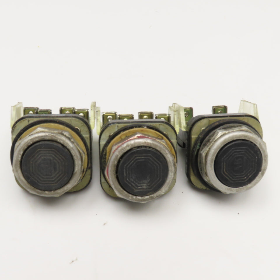 Allen Bradley 800T-AT 600V Push Button Switch Black Flush Lot Of 3