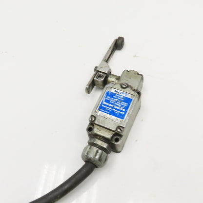 Honeywell 1LS3-J 480VAC 230VDC Roller Rocker Arm Limit Switch