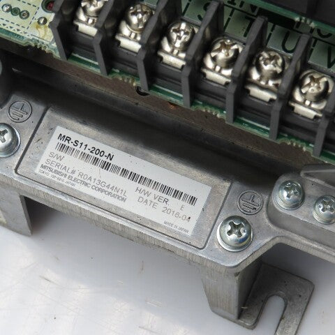 Mitsubishi MR-S11-200-N H/W Ver E Servo Drive Unit Rated Input 200-230V 17A 3PH Not Working