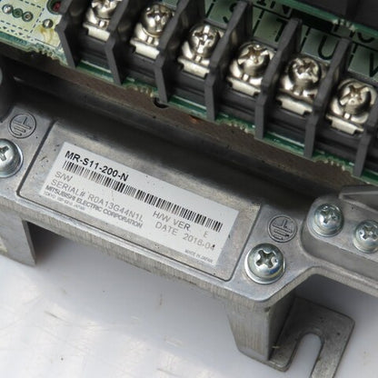 Mitsubishi MR-S11-200-N H/W Ver E Servo Drive Unit Rated Input 200-230V 17A 3PH Not Working