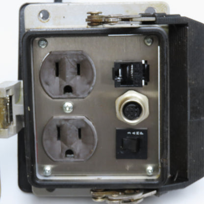 Mencom DP-DN3-RJ45-R-32 115V Receptacle CAT5-E Programming Panel Interface 3A
