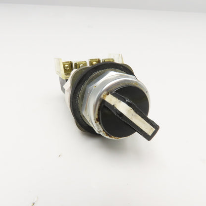 Allen Bradley 800T-H2 2 Position Selector Switch 600V