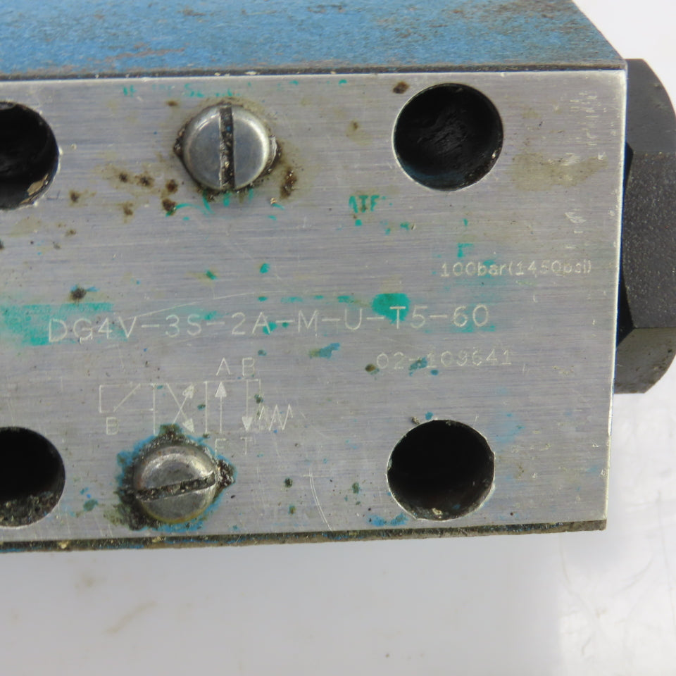 Vickers DG4V-3S-2A-M-U-T5-60 Hydraulic Directional Control Valve 1450PSI