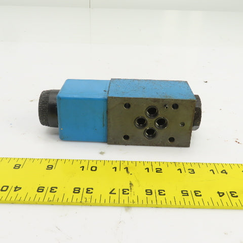 Vickers DG4V-3S-2A-M-U-T5-60 Hydraulic Directional Control Valve 1450PSI