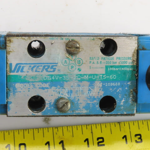 Vickers DG4V-3S-2C-M-U-T5-60 Hydraulic Directional Control Valve 1450PSI