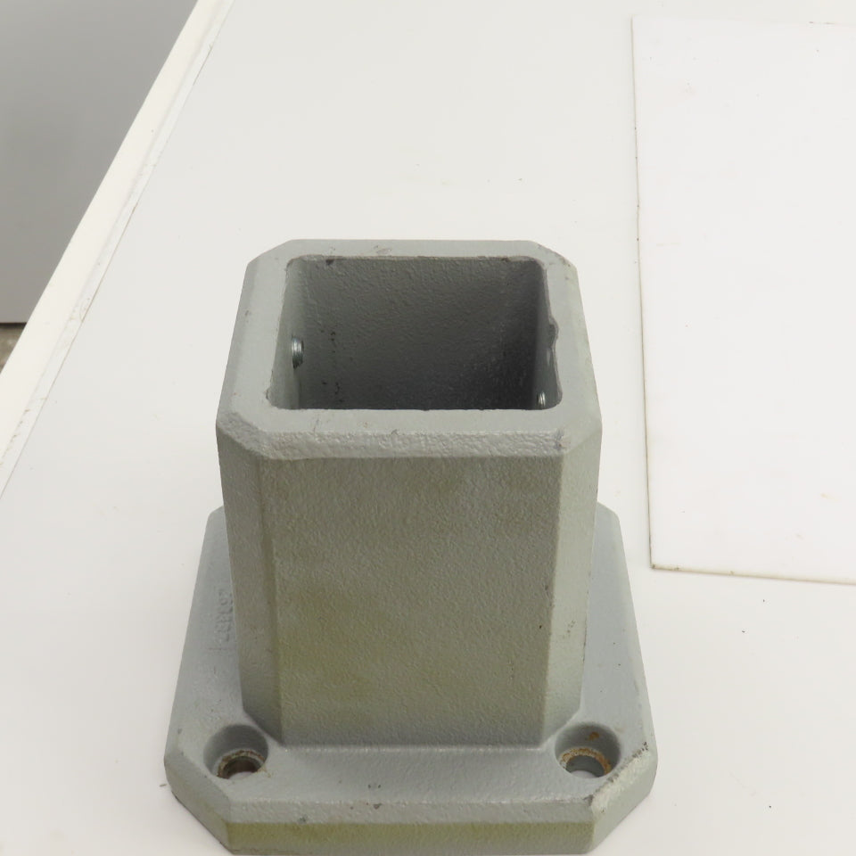 Hoffman 80mm x 80mm Steel Wall Flange 7" x 7" Base