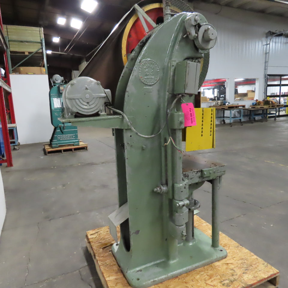 Advance Machine Model 24 Adjustable Bed Horn Die 5-1/2" Stroke 2Hp 208/440V