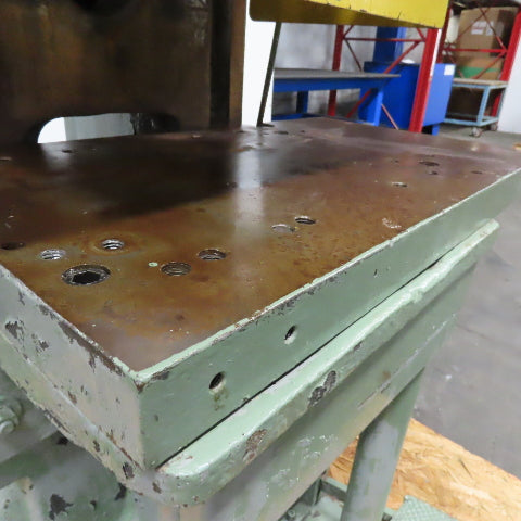 Advance Machine Model 24 Adjustable Bed Horn Die 5-1/2" Stroke 2Hp 208/440V