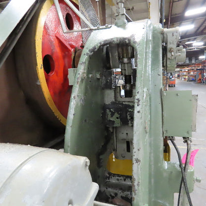 Advance Machine Model 24 Adjustable Bed Horn Die 5-1/2" Stroke 2Hp 208/440V