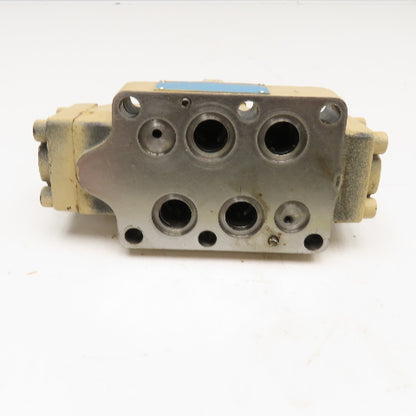 Vickers DG4V-3S-6C-VM-FW-B5-60 4/3 Float Center Hydraulic Pilot Valve 120V