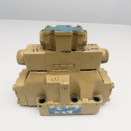 Vickers DG4V-3S-6C-VM-FW-B5-60 4/3 Float Center Hydraulic Pilot Valve 120V