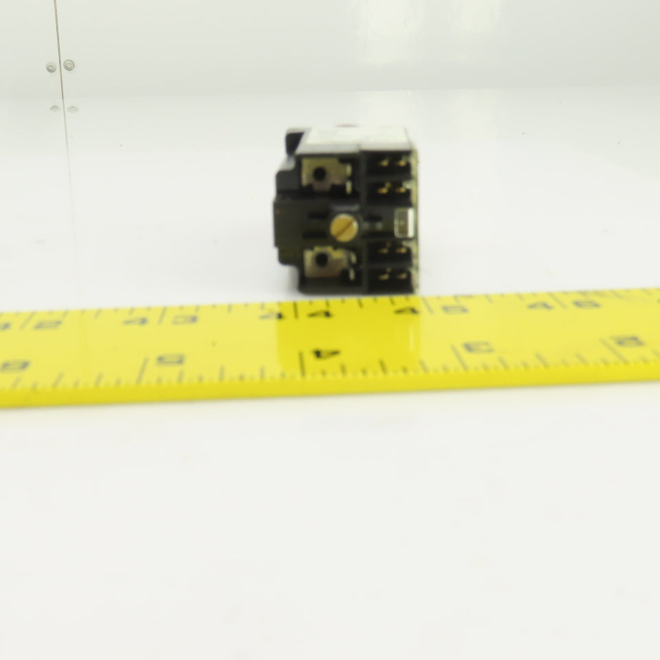 Allen Bradley 800MR-PT16 Ser D Amber Illuminated Push Button Switches 120V Lot/9