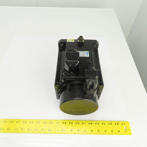 Okuma BL-MC100E-30SBA 3kW AC Servo Motor 3000RPM 133V 3PH