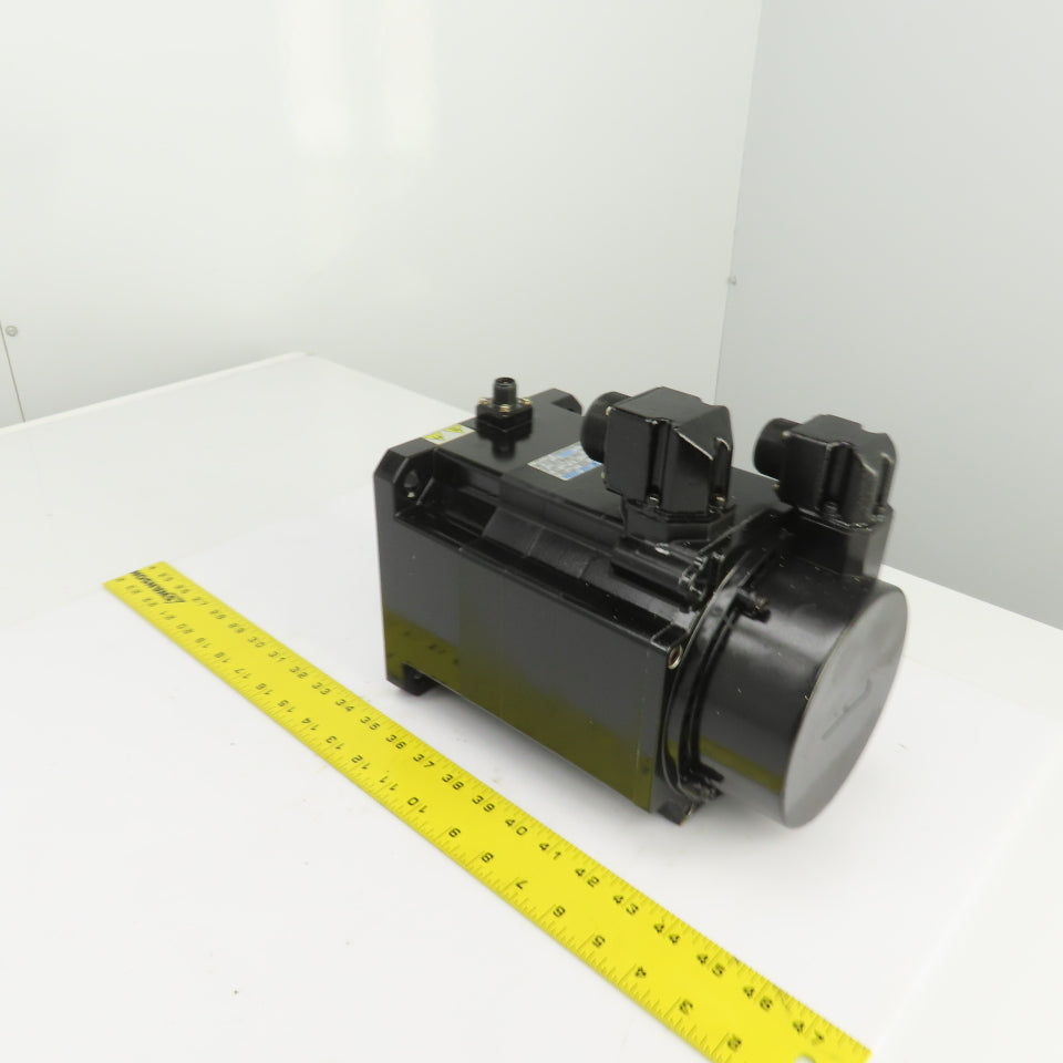Okuma BL-MC100E-30SBA 3kW AC Servo Motor 3000RPM 133V 3PH