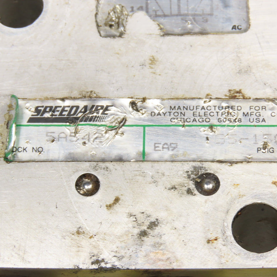 Speedaire 5A542 5/2 Way Pneumatic Directional Valve 120V Coil