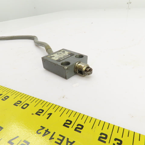 Honeywell 914CE2-33N37 Micro Roller Plunger Limit Switch