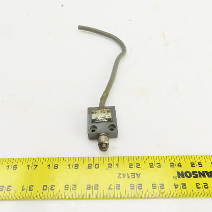 Honeywell 914CE2-2IN36 Roller Plunger Limit Switch