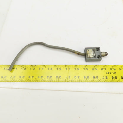 Honeywell 914CE2-2IN36 Roller Plunger Limit Switch