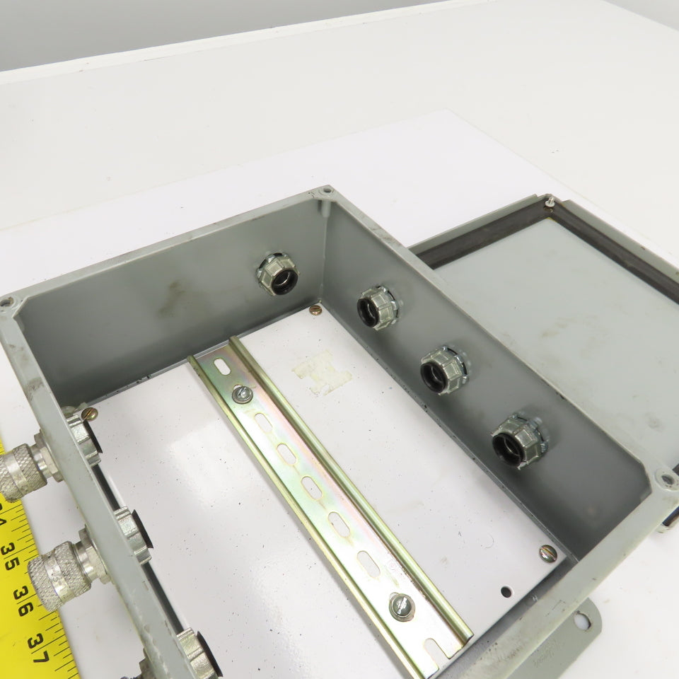 Hoffman A-1008SC 10" x 8" x 4" Electrical Enclosure W/Back Plate & Screw Cover