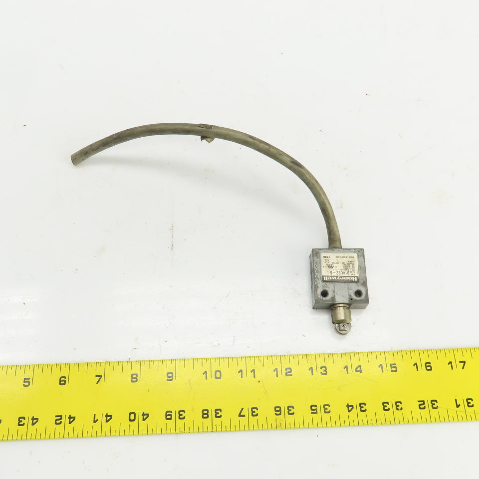Honeywell 914CE2-6 Roller Plunger Limit Switch 250VAC 18VDC