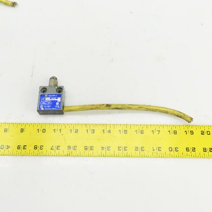 Square D MS02S0206 Class 9007 120/250VAC Roller Plunger Limit Switch