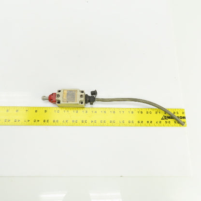 Omron DB4 Roller Plunger Limit Switch 500V