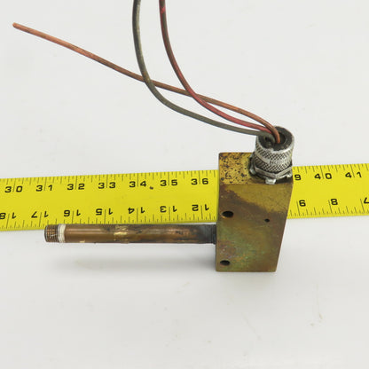 Thomas 12600 1600 Liquid Or Gas Flow Switch 0.1GPM 50-240VAC