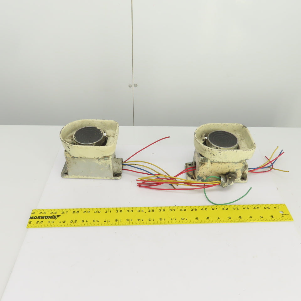Okuma MX-55VB Two Hand Push Button Control Switches Voltage Unknown Lot Of 2