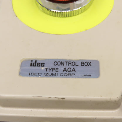 Idec Type AGA 41-10650 Twist Release Mushroom Head Emergency Stop Enclosure 300V