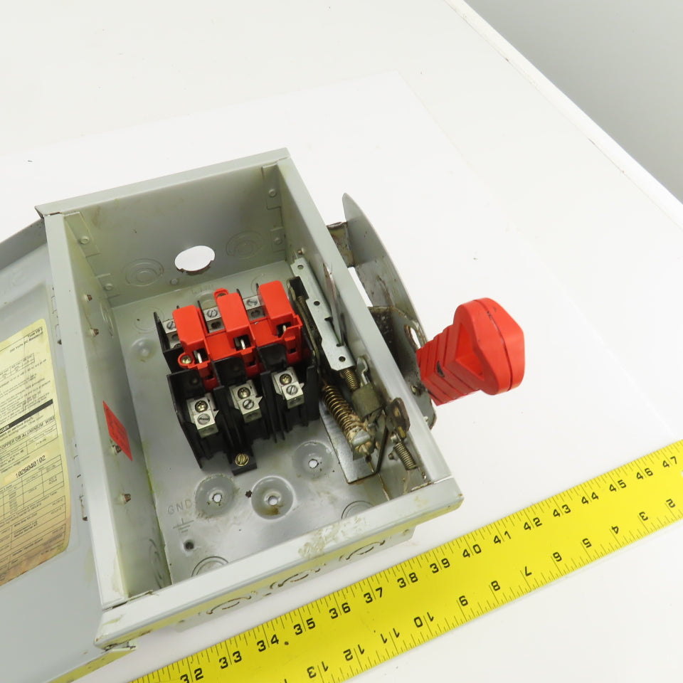 Siemens HNF361 30A Heavy Duty Safety Disconnect Switch 600VAC 3 Pole 30HP Type 1