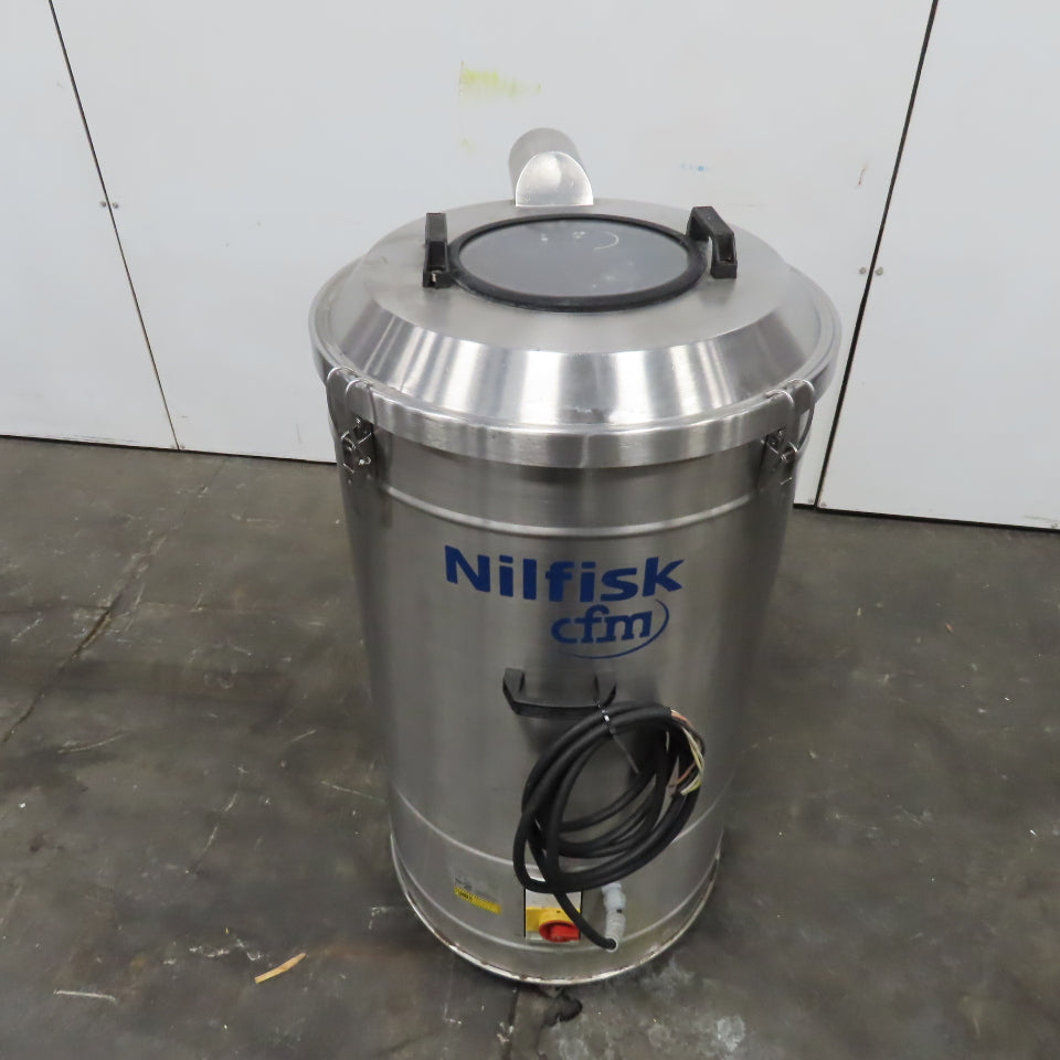 Nilfisk R305X 480V 3Ph 60Hz 2.55kW Stainless Steel Trim Vacuum 150L Capacity