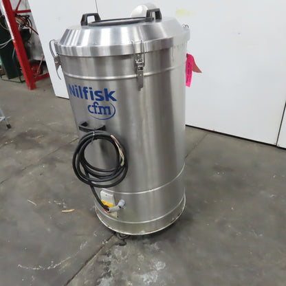 Nilfisk R305X 480V 3Ph 60Hz 2.55kW Stainless Steel Trim Vacuum 150L Capacity