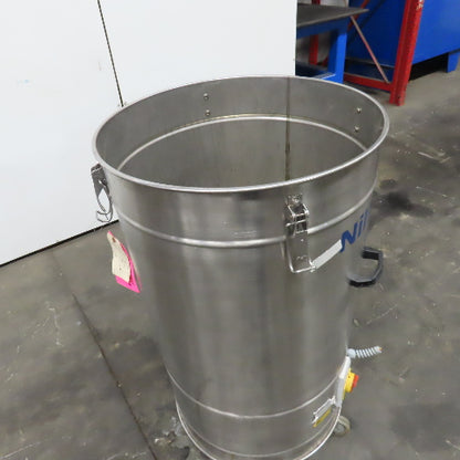 Nilfisk R305 480V 3Ph 60Hz 2.55kW Stainless Steel Trim Vacuum 150L Capacity