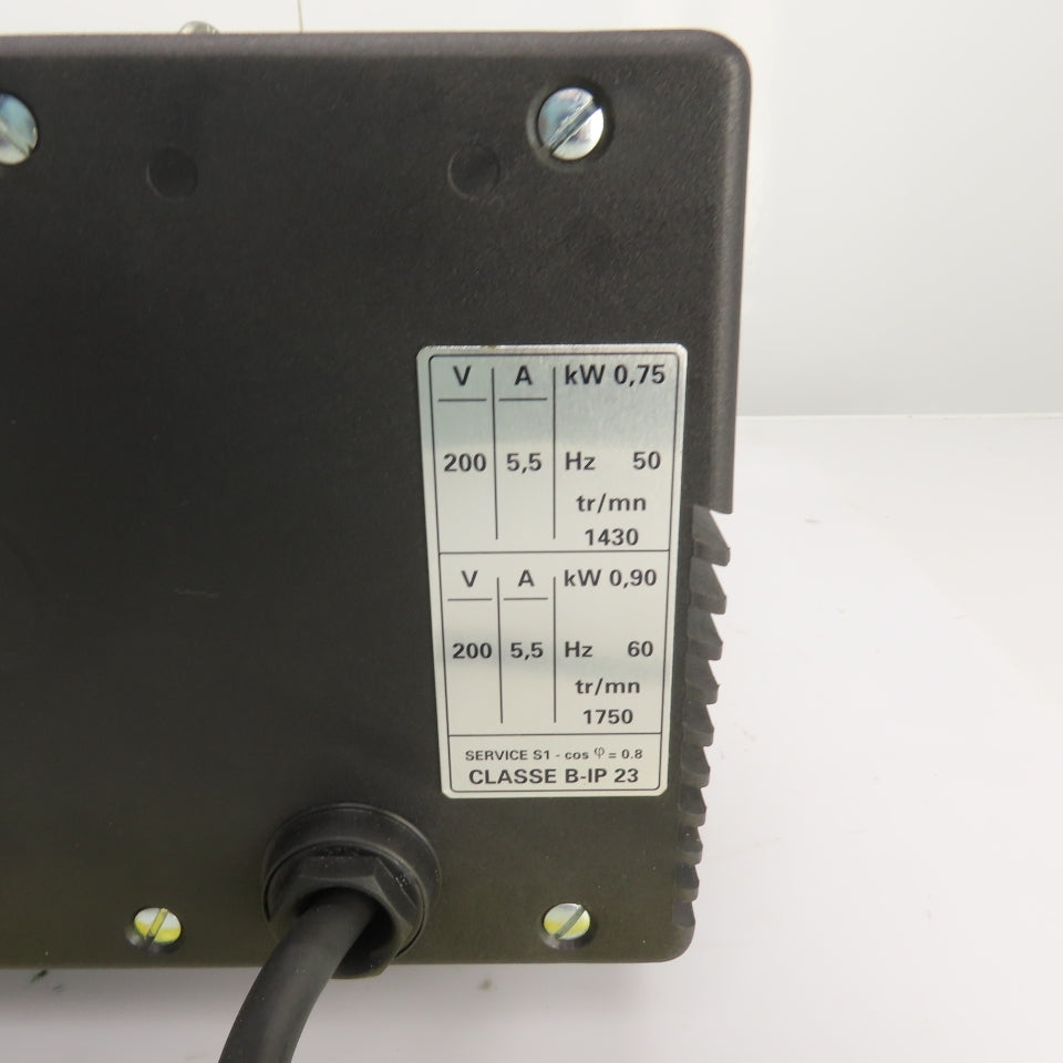 Oerlikon A90L-0001-0425 SV25 9550363 Rotary Vane Laser Vacuum Pump 0.90kW 200V