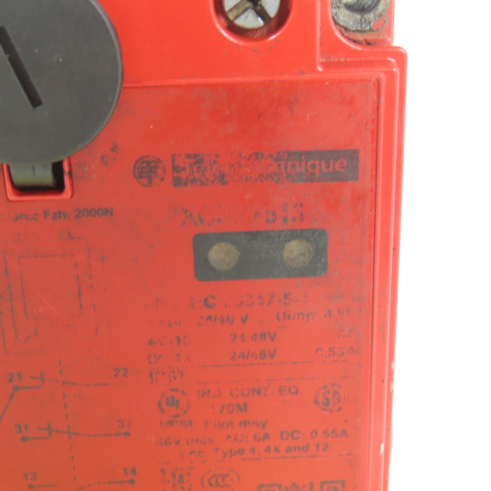 Telemecanique XCE Safety Interlock Switch W/Key
