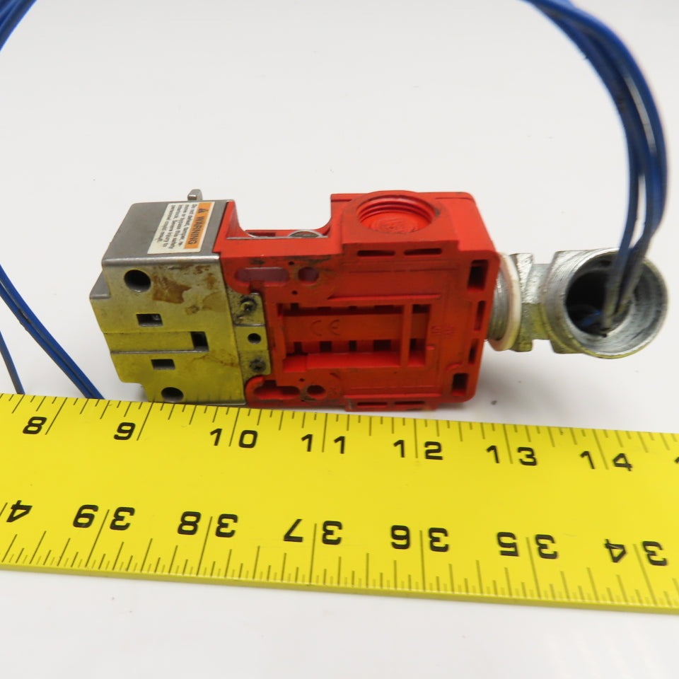 Allen Bradley Trojan 5-GD2 Guardmaster Gate Guard Door Interlock
