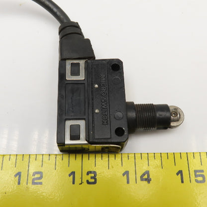 Yamatake SL1-A117 250VAC 1/10Hp Roller Plunger Limit Switch