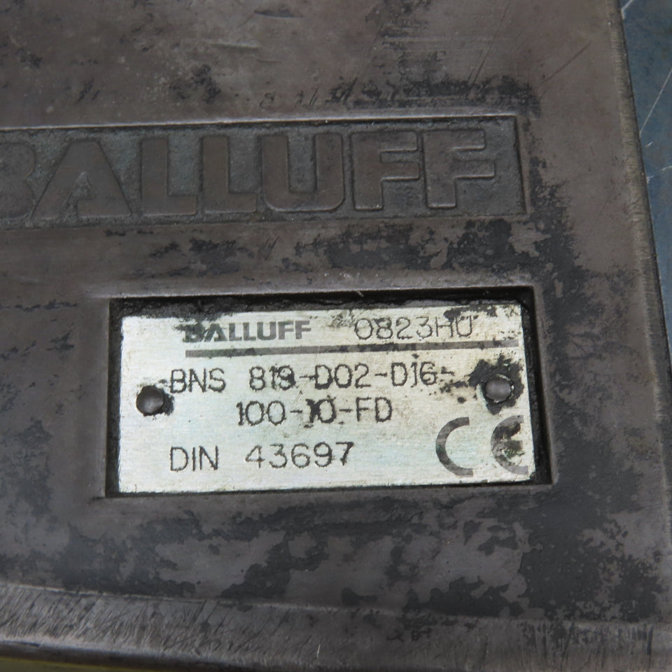 Balluff BNS 819-D02-D16-100-10-FD 240VAC 2 Position Chisel Tip Limit Switch