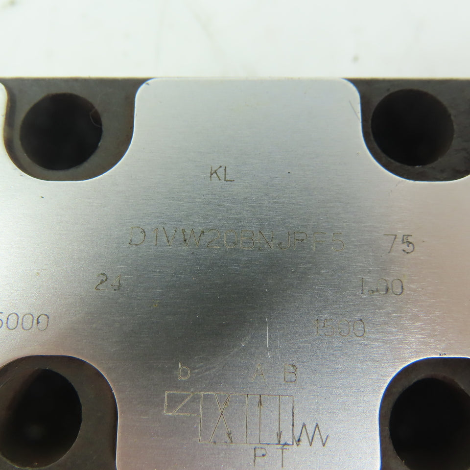 Parker D1VW20BNJPF5 Hydraulic Directional Control Valve 24VDC Coil