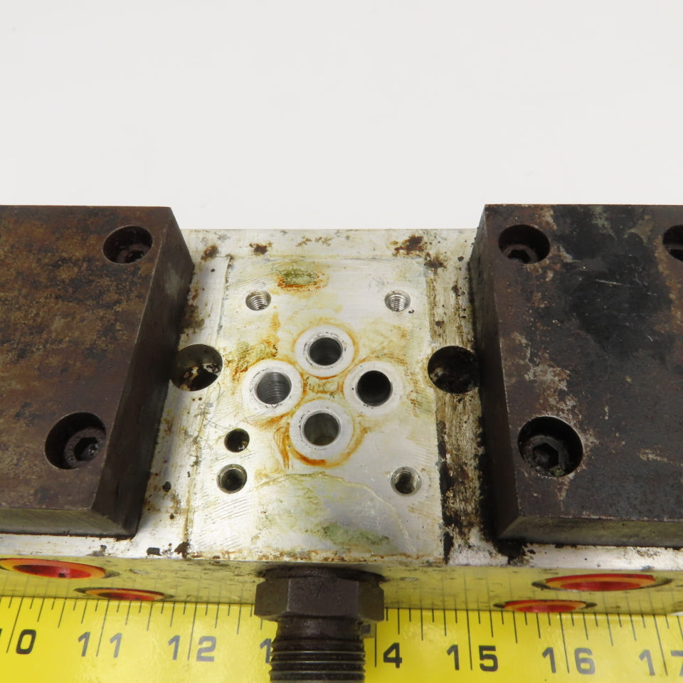 Johnston Fluid Power D03 Valve 4 Place Parallel Aluminum Manifold