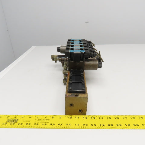 Nachi SL-G01-A3X-R-D2-10 Hydraulic Valve Bank Manifold  4/2 Way 24VDC Coil