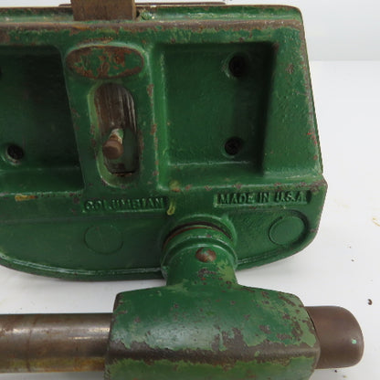 Columbian 7V-2 Heavy Duty Woodworking Bench Vise 7" Jaws 8-1/2" Open