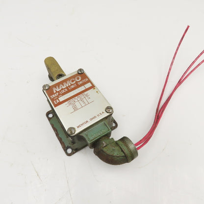 Namco EA08021100 600VAC 250VDC Snap Lock Limit Switch