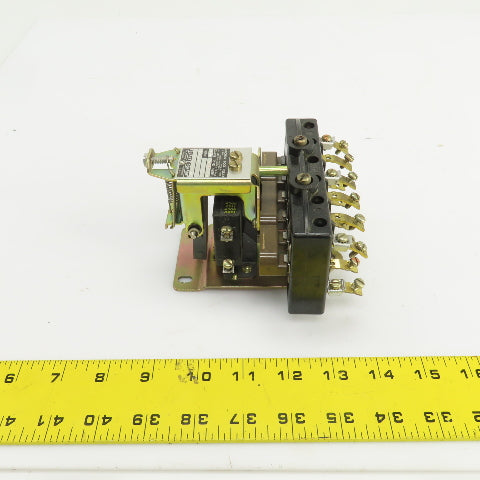Square D A0-60 Class 8501 Ser B Machine Tool Relay 120V Coil 60 HZ 600V 10A