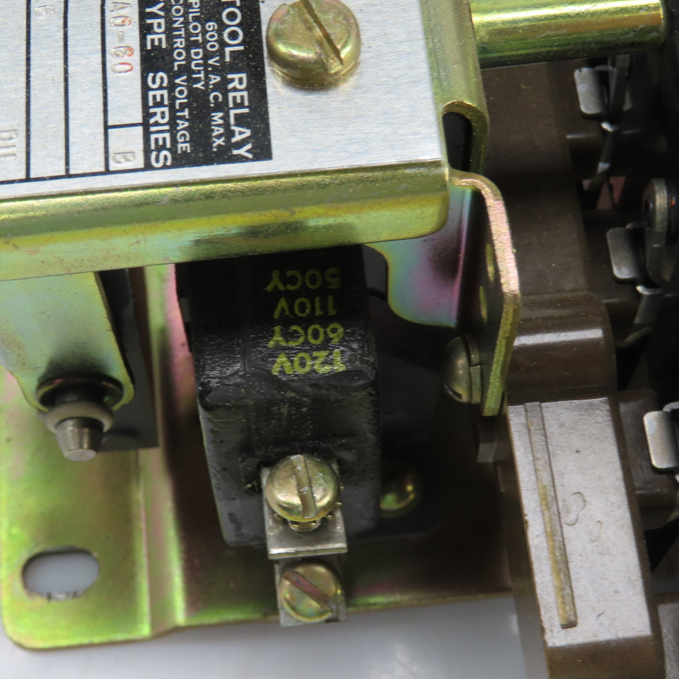 Square D A0-60 Class 8501 Ser B Machine Tool Relay 120V Coil 60 HZ 600V 10A