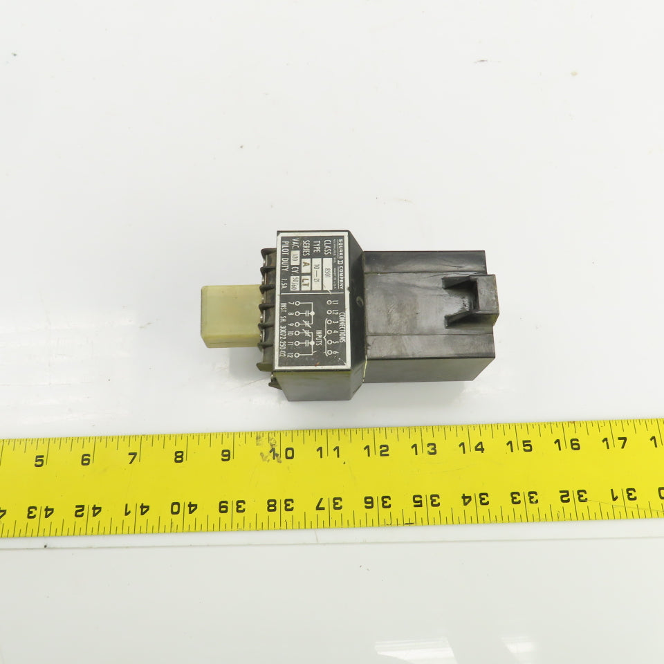 Square D Class 8501 T0-21 Relay 120VAC 50/60HZ