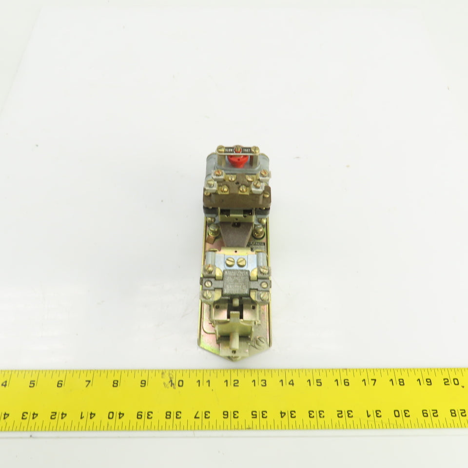 Square D Class 9050 Type B0-2D Pneumatic Timing Relay 600V