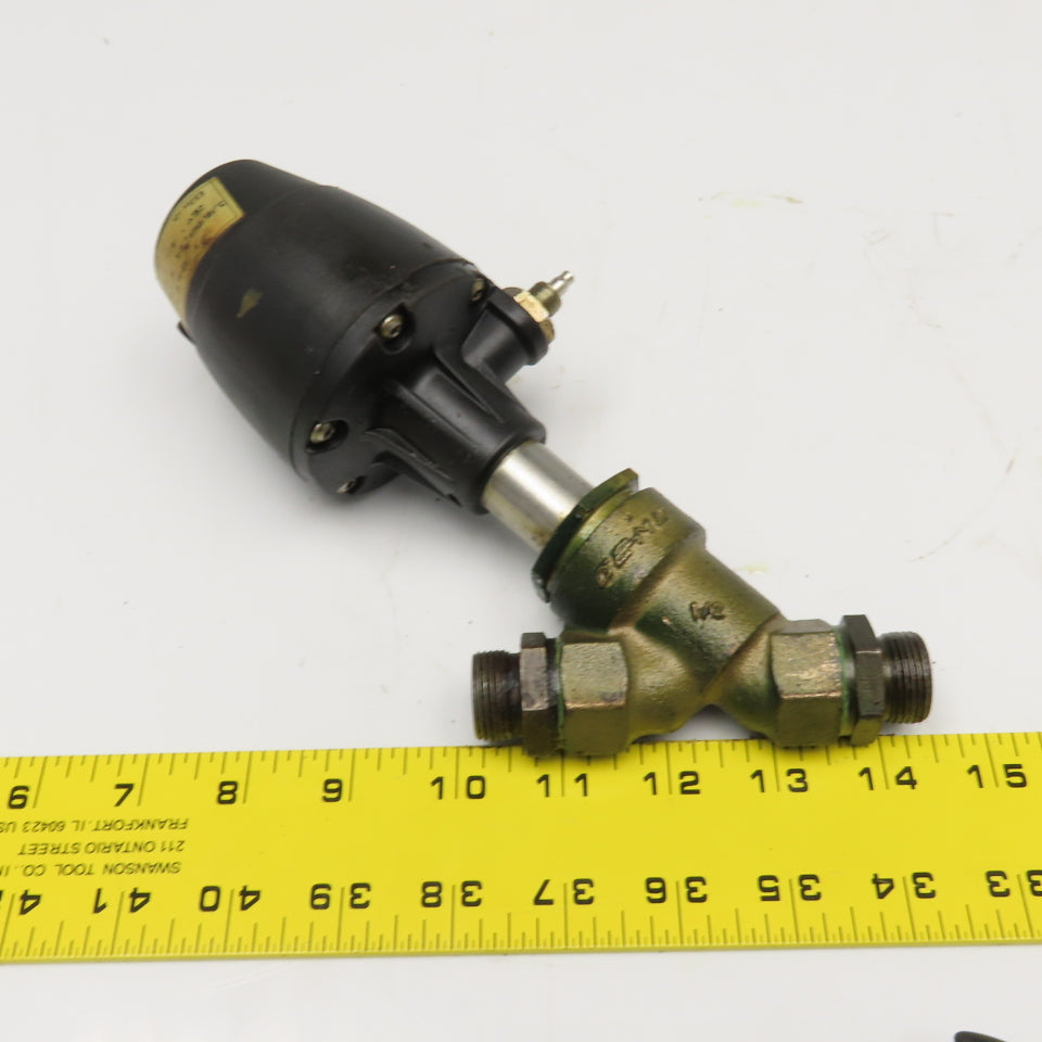 Gemu 1/2" NPT Angled Seat Valve