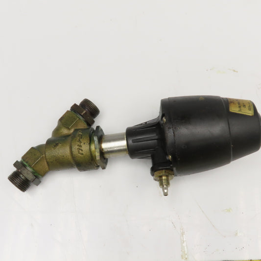 Gemu 1/2" NPT Angled Seat Valve